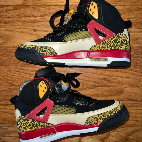 Nike Air Jordan Youth Spizike Kings County Sneaker Multicolor Mid Top Sz 4.5 EUC